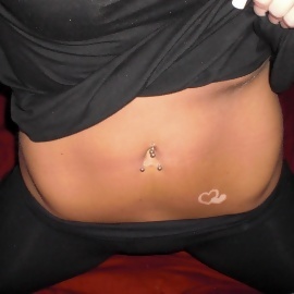 GND Monroe Shows Off Her Tight Ass In Yoga Pants